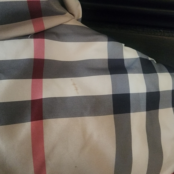 Burberry reversible puffer vest w/hood XXL - Picture 9 of 14